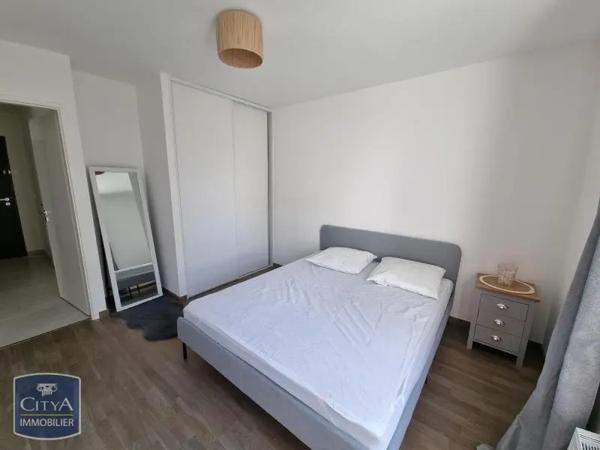 Appartement à louer 2 pièces 42.5m² Gex (01170)