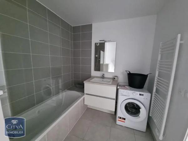 Appartement à louer 2 pièces 42.5m² Gex (01170)