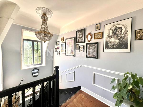 À VENDRE : Maison atypique restaurée avec 4 chambres, grand terrain et dépendances à quelques minutes de CHABRIS