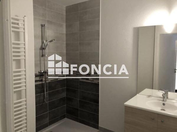 Location Appartement 3 pièces 65.13 m² - 10 RUE DE LA HALLE AUX CUIRS Dijon 21000