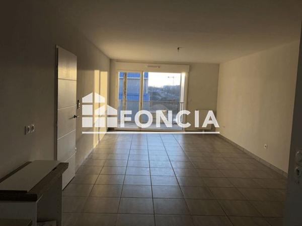 Location Appartement 3 pièces 65.13 m² - 10 RUE DE LA HALLE AUX CUIRS Dijon 21000