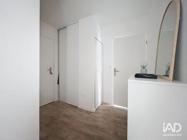 Location appartement 4 pièces 77 m² Reims