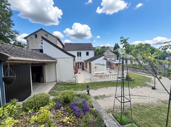 CREIL (60) EXCLUSIVITÉ – MAISON DE VILLE FAMILIALE RÉNOVÉE – 150 m² – 5 PIÈCES – JARDIN & GARAGES – PROCHE GARE