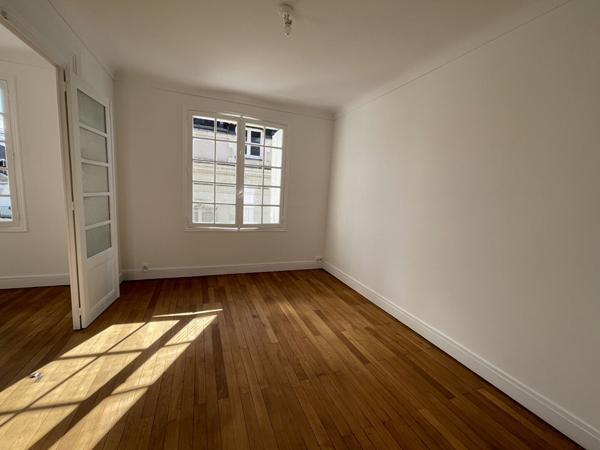 À louer - Appartement T3 avec cachet - Tours hyper centre