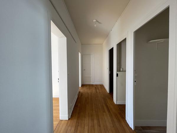 À louer - Appartement T3 avec cachet - Tours hyper centre
