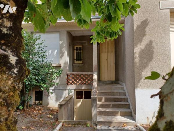MAISON D'EXCEPTION DANS LE QUARTIER MEDIEVAL