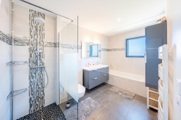 Vente Maison de luxe Évian-les-Bains 6 Pièces 200 m²