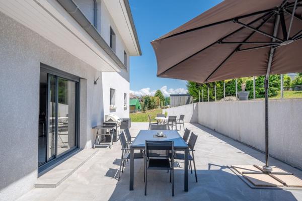 Vente Maison de luxe Évian-les-Bains 6 Pièces 200 m²