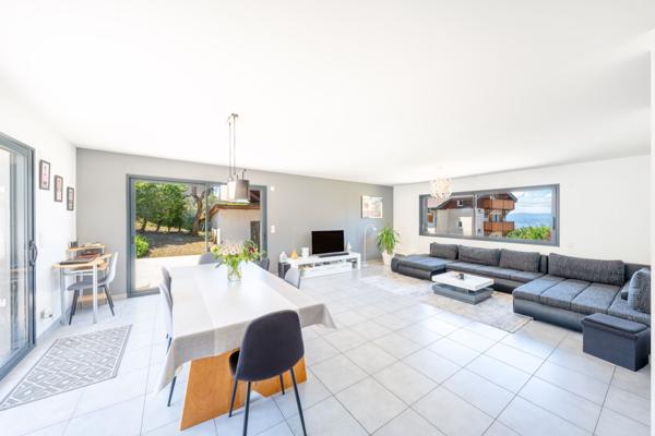 Vente Maison de luxe Évian-les-Bains 6 Pièces 200 m²