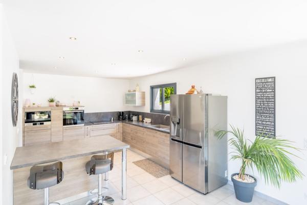 Vente Maison de luxe Évian-les-Bains 6 Pièces 200 m²