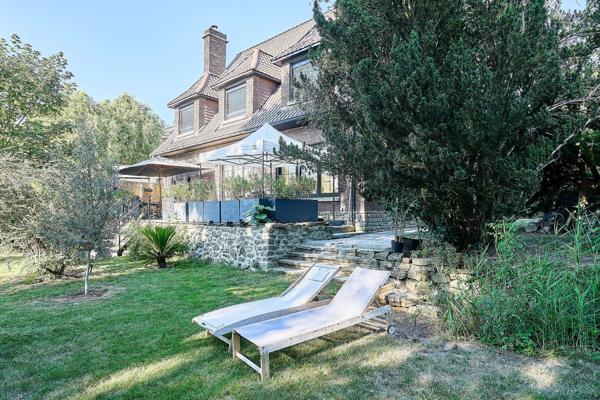 Vente Maison de luxe Hem 9 Pièces 230 m²