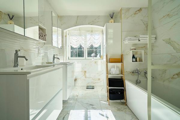 Vente Maison de luxe Hem 9 Pièces 230 m²