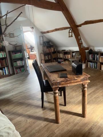 Super maison avec de généreux volume pour vous épanouir