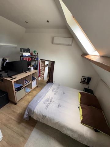 Super maison avec de généreux volume pour vous épanouir