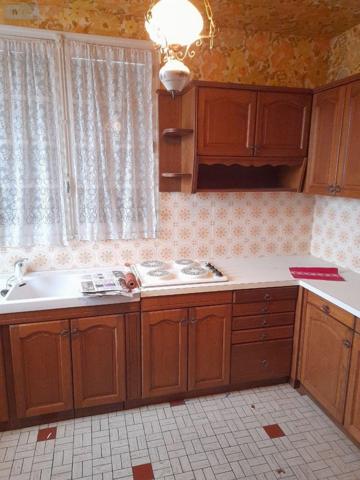 Maison à vendre à Moncontour dans la Vienne (86330), ref : 86056/5   
Centre-bourg