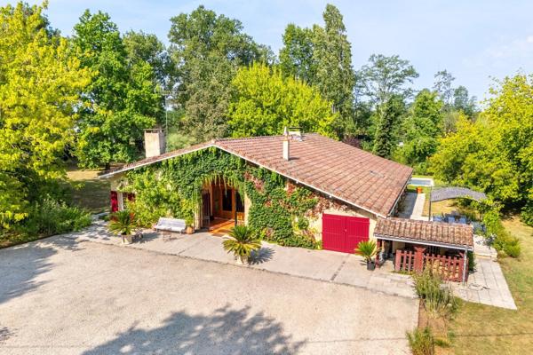 Vente Maison de luxe Bordeaux 7 Pièces 300 m²