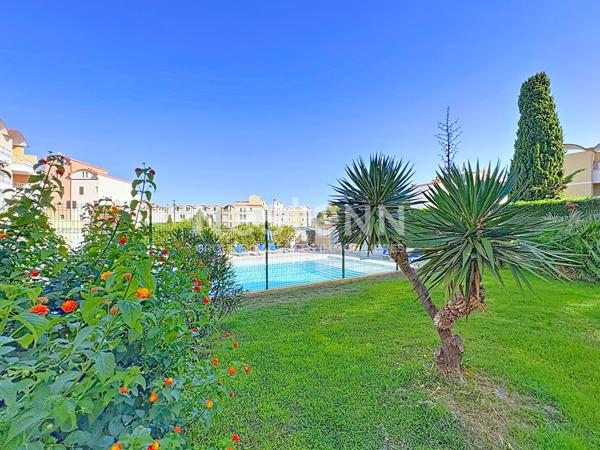 Charmant studio de 25 m² avec coin nuit séparé, piscine et parking privatif à Gruissan