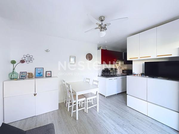 Charmant studio de 25 m² avec coin nuit séparé, piscine et parking privatif à Gruissan