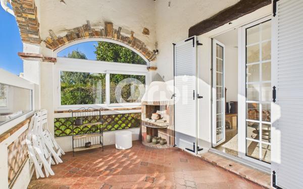 Maison à vendre    4 pièces • 118,11 m2 Mandelieu-la-Napoule