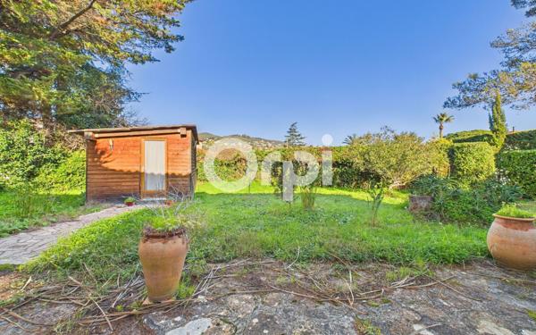 Maison à vendre    4 pièces • 118,11 m2 Mandelieu-la-Napoule