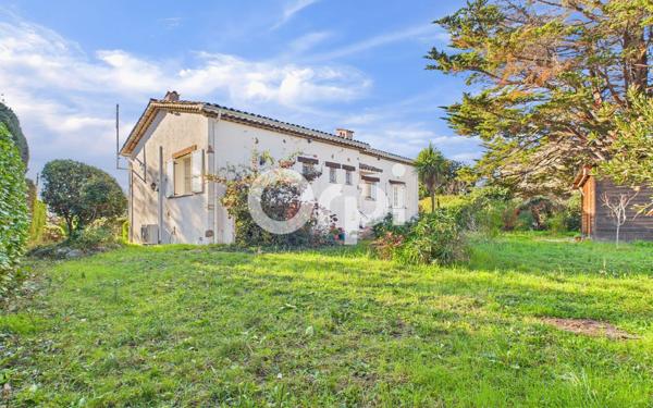 Maison à vendre    4 pièces • 118,11 m2 Mandelieu-la-Napoule