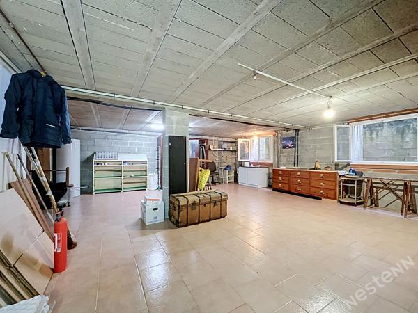 Secteur de Villeneuve Sur Lot - Maison avec vue de 150 m² avec sous-sol, garage et piscine dans un environnement privilégié