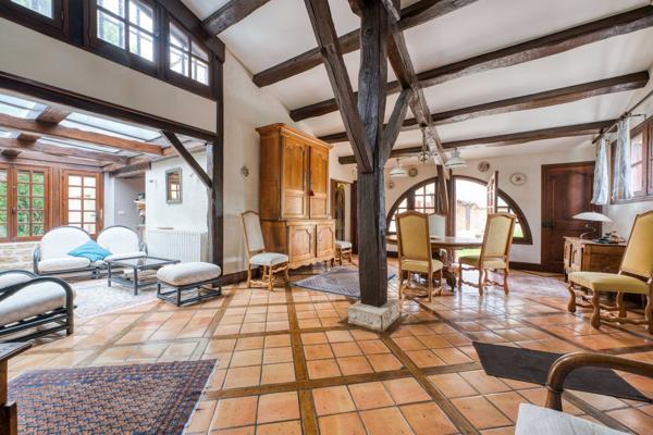 Vente Maison de luxe Aigrefeuille-d'Aunis 9 Pièces 319 m²