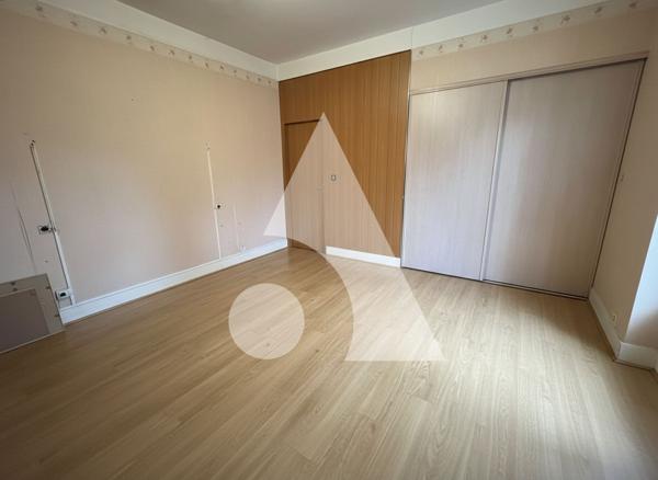 Maison 16 pièces 360 m2