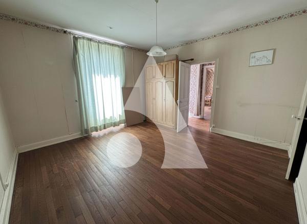 Maison 16 pièces 360 m2