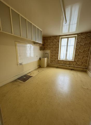 Maison 16 pièces 360 m2