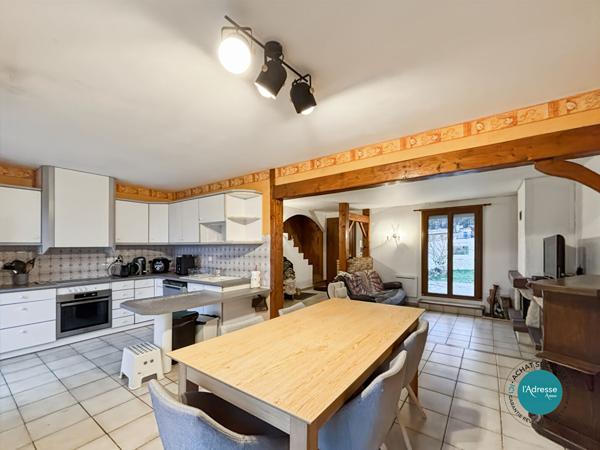 Maison 8 pièce(s) Baulne