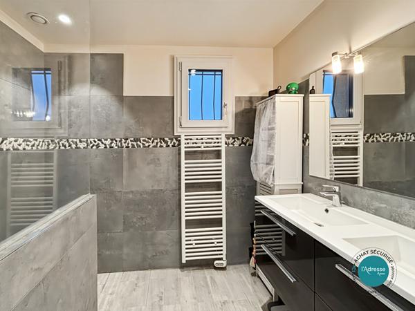 Maison 8 pièce(s) Baulne