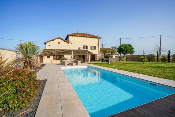 Maison 6 pièces 208 m2