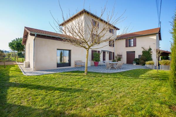 Maison 6 pièces 208 m2