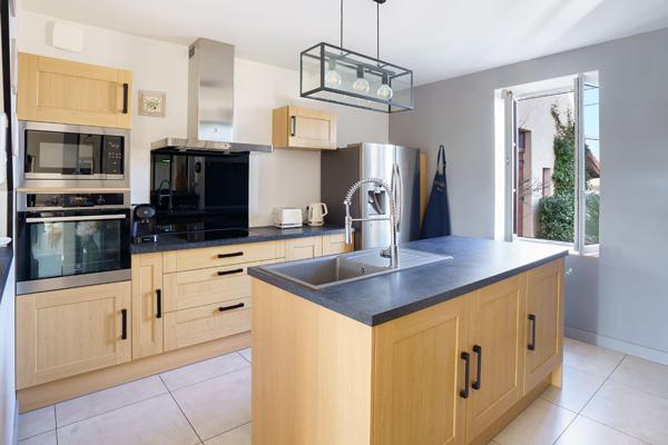 Maison 6 pièces 208 m2
