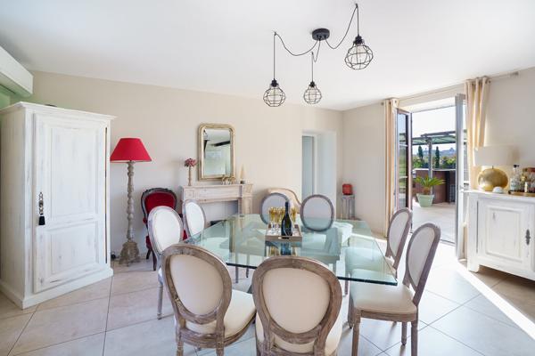 Maison 6 pièces 208 m2