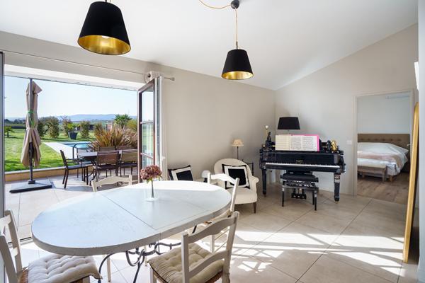 Maison 6 pièces 208 m2
