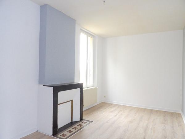 A LOUER MAISON DE TYPE 5 AVEC JARDIN ET GARAGE - SECTEUR SAINT ANDRE DE CUBZAC , Saint andre de cubzac
