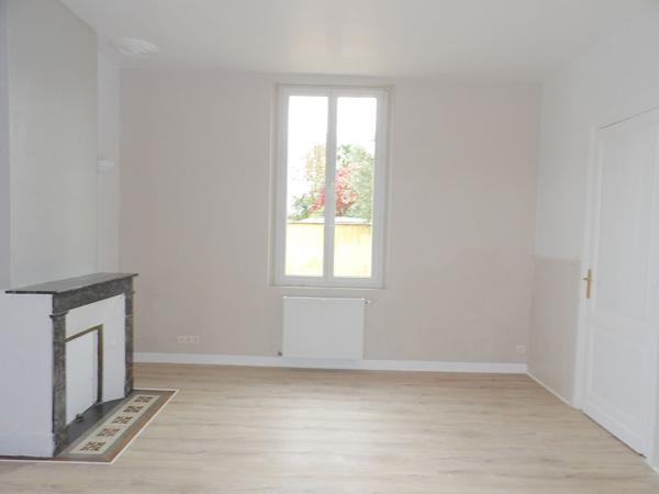 A LOUER MAISON DE TYPE 5 AVEC JARDIN ET GARAGE - SECTEUR SAINT ANDRE DE CUBZAC , Saint andre de cubzac