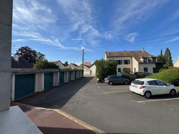 Appartement
         6 pièces
        - 112 m² Exclusivité 310 000 € *