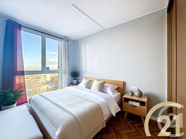 Appartement F5 à vendre  4 pièces - 76,93 m 2   VILLEJUIF  - 94