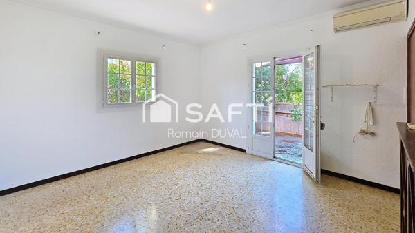 Maison familiale aux beaux volumes avec piscine – Proche centre de Six-Fours-les-Plages