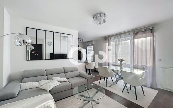 Appartement à vendre    3 pièces • 54,92 m2 Dammarie-les-Lys