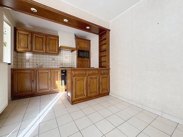 Maison de bourg à vendre à Belligné - 5 chambres - proche commodités