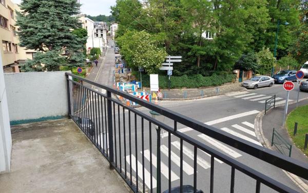 Appartement à louer    2 pièces •  Palaiseau