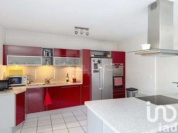 Appartement à vendre 6 pièces 149 m² Le Coudray-Montceaux