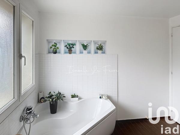 Appartement à vendre 6 pièces 149 m² Le Coudray-Montceaux