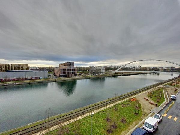 STRASBOURG Est - Magnifique studio avec vue