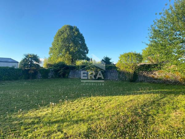 BORDES - Terrain constructible et viabilisé
