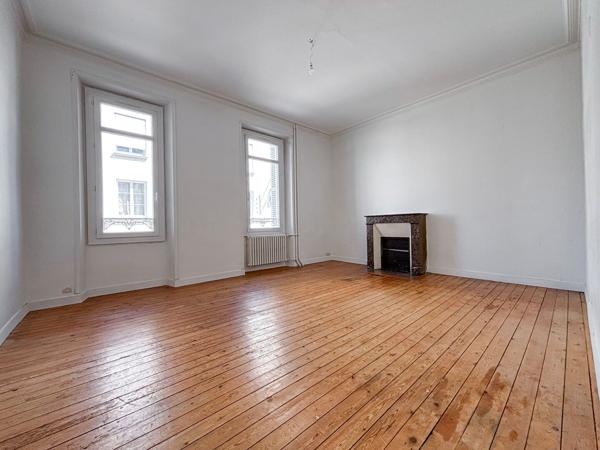 ANGERS Lafayette / Gare : Maison angevine de 140 m², 4 chambres avec jardin, grenier aménageable et cave !